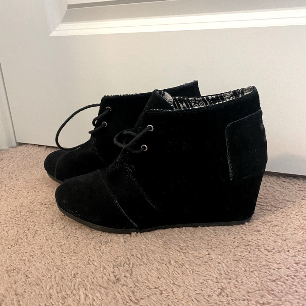 Heeled booties size 10 - Picture 2 of 3